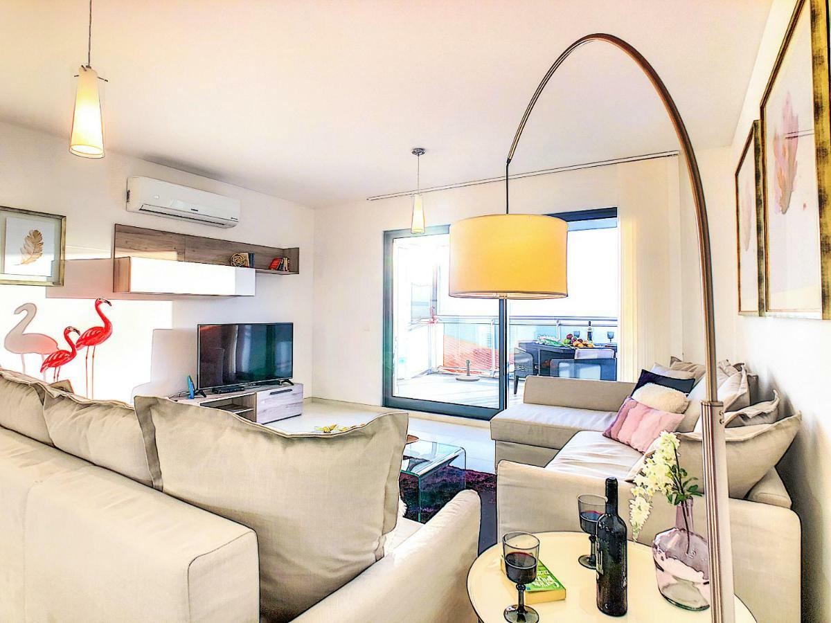 Apartamento Paradisus By Lovelystay Caniço Exteriér fotografie